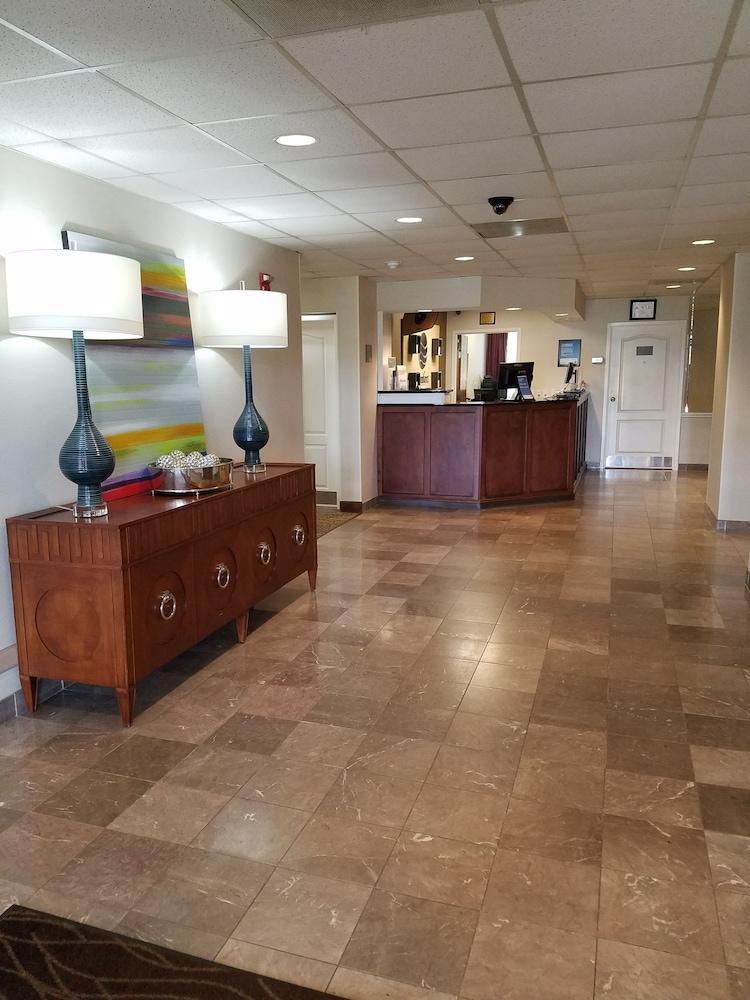 Comfort Inn Лоринбърг Екстериор снимка