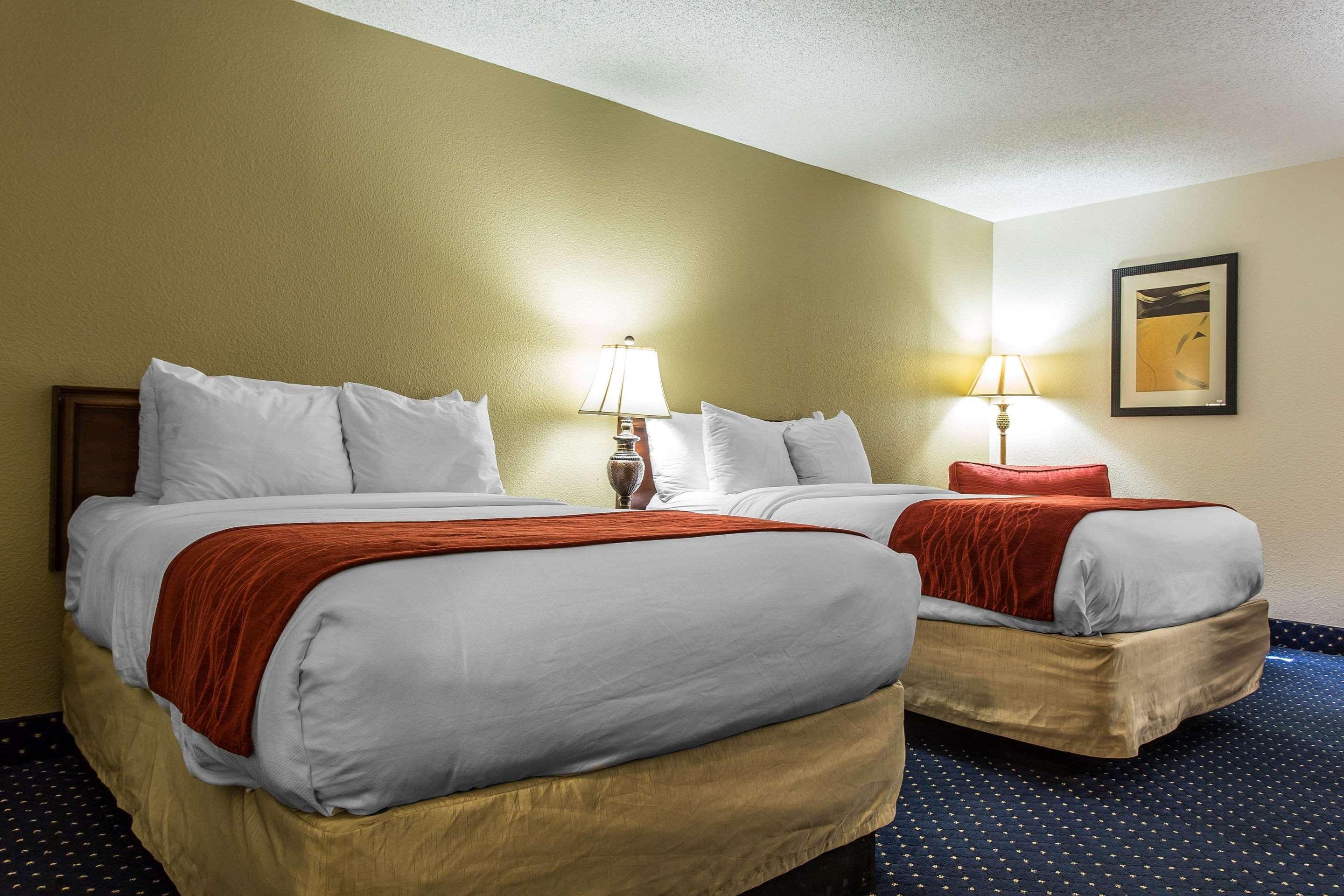 Comfort Inn Лоринбърг Екстериор снимка