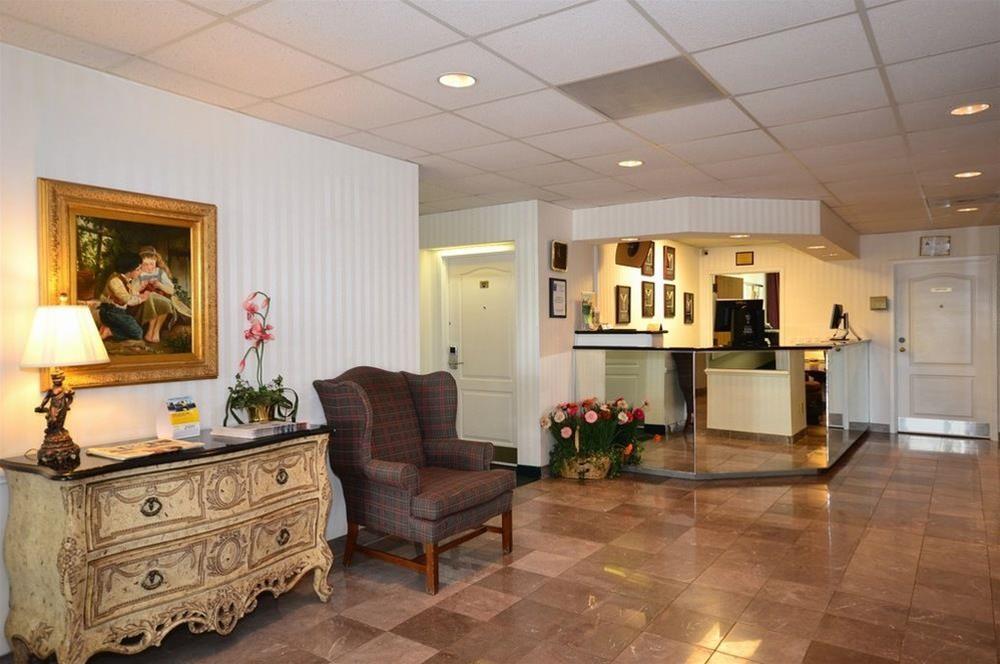 Comfort Inn Лоринбърг Екстериор снимка