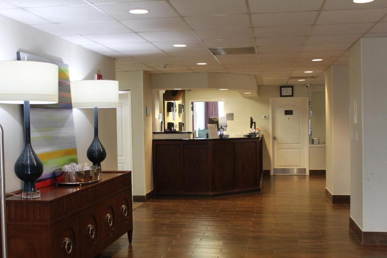 Comfort Inn Лоринбърг Екстериор снимка